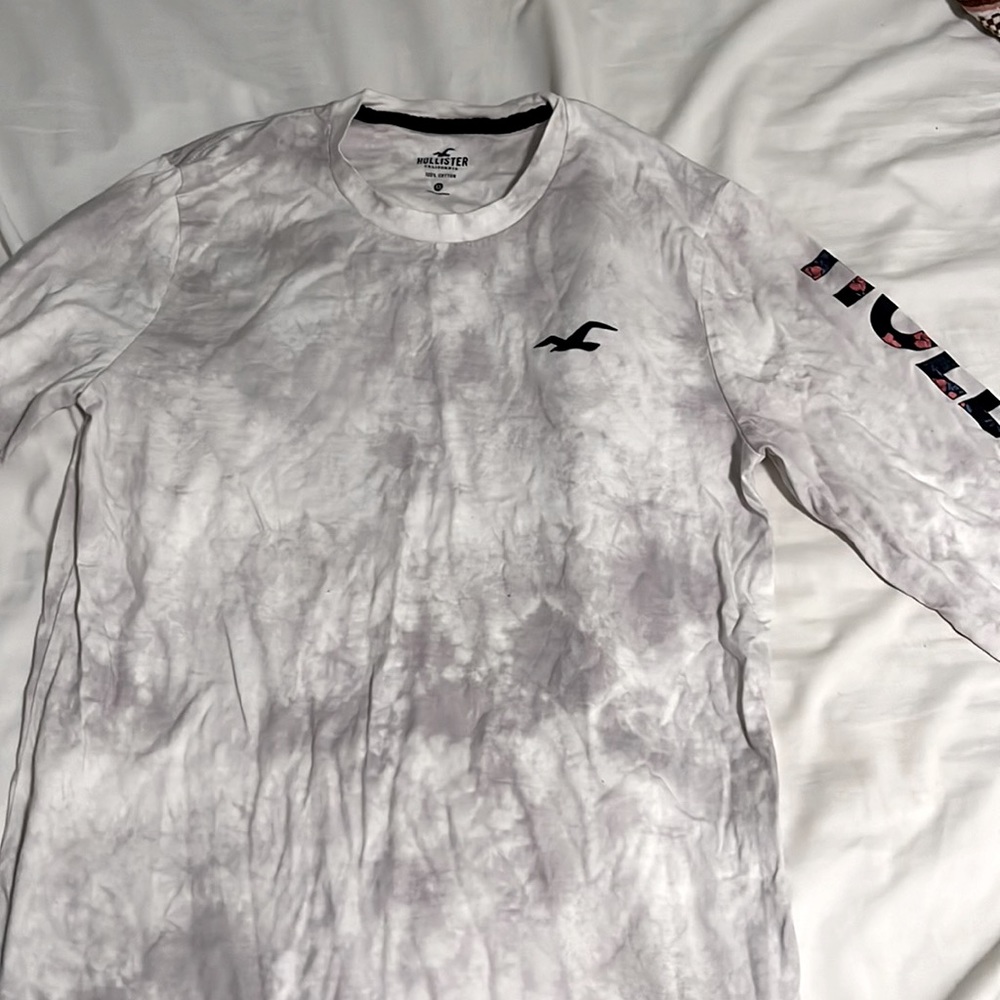 Small Hollister Long Sleeve T-Shirt